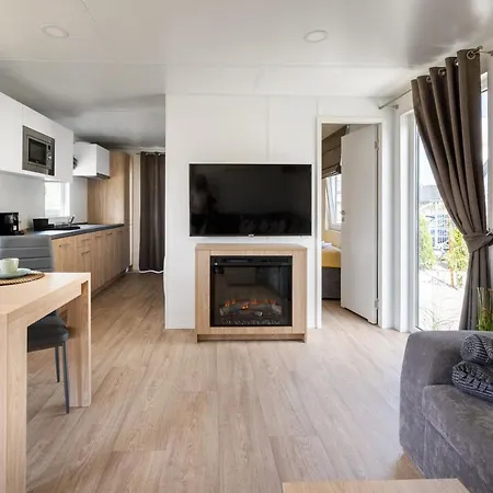 Wichrowe Wzgorze Lark House Apartmán *